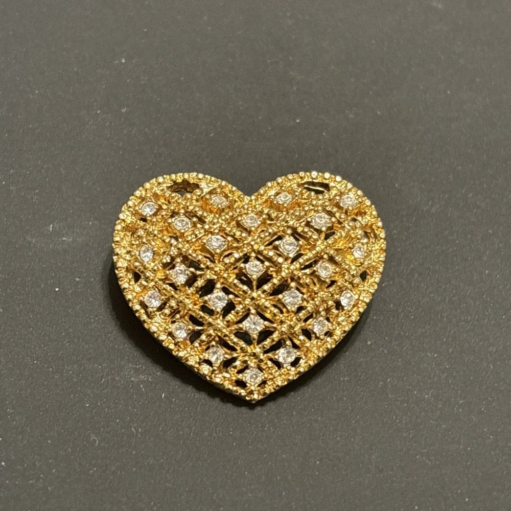 1980s Gold Tone Lattice Heart Brooch, Openwork Filigree Crystal Pin, Romantic